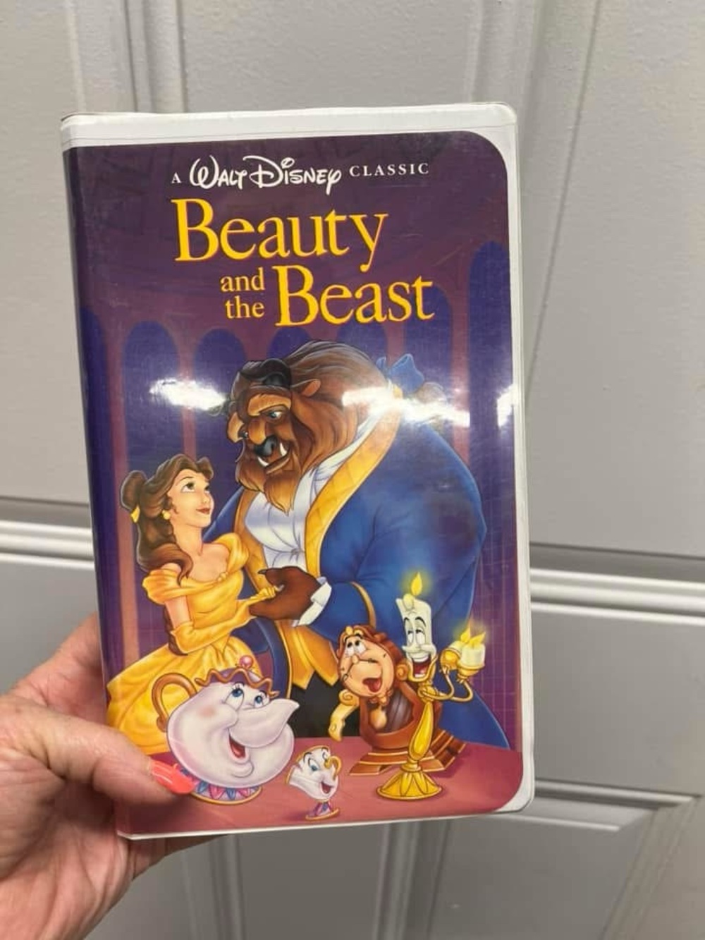 Walt Disney Classic "Beauty and the Beast" VHS — Purple & Yellow Cover